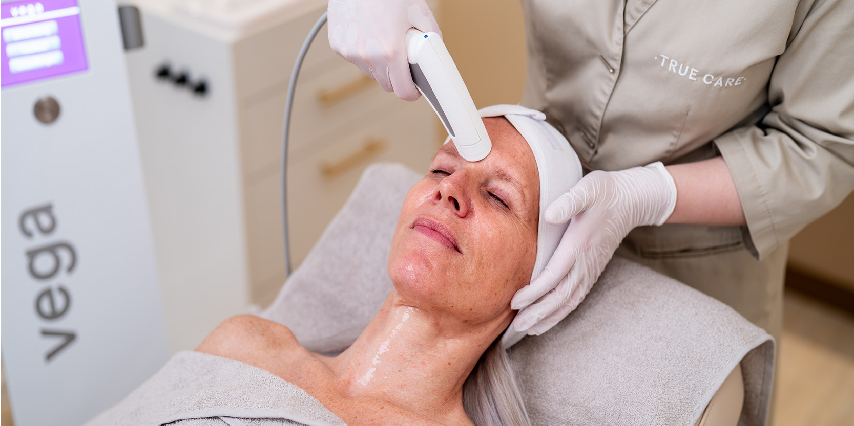 Behandlung des Monats Skin Lift Deluxe